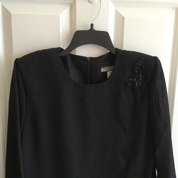 NWT. Gorgeous Black Crepe Women’s L/S Dress Size 10 Nicole Paris Brand - Picture 13 of 14